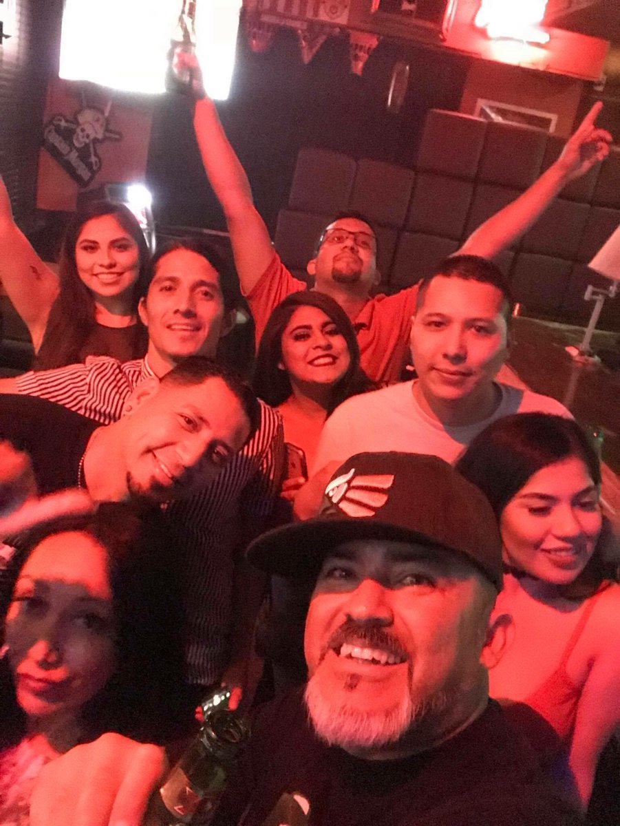 jalvarado213's tweet photo. Thanks for all the fun this weekend @VillasArmy and @PVAHTX. Always have a good time with our get togethers. Hope to see you all soon again! #PVA #PVAFamily #PVASeattle Seattle ✈️ Houston https://t.co/qF1079QakX