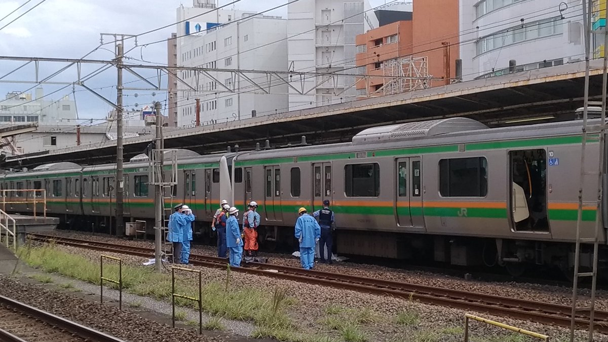 Cokbee Photographer このあたりに埋まってるのか 藤沢駅 人身事故 Cokbee Photographer このあたりに埋まってるのか 藤沢駅 人身事故