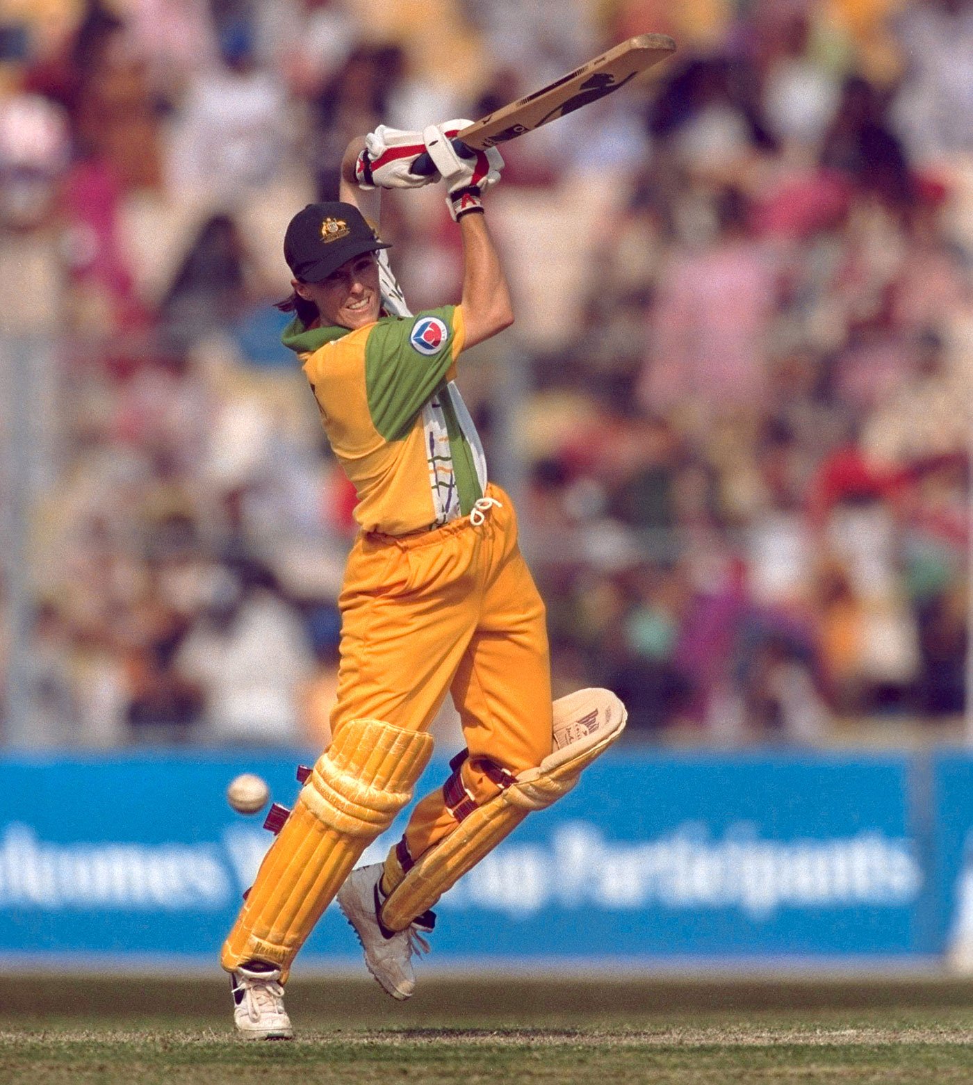 Happy Birthday Belinda Clark

First player to hit a double hundred in an ODI - 229* v Denmark Women at Mumbai, 1997. 