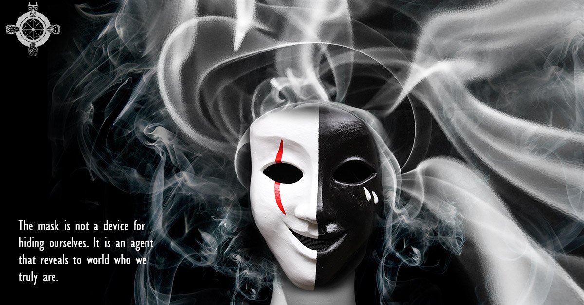 TheaterMasksCom's tweet photo. Know the story behind the artist and the mask maker, Jonathan Becker. Visit https://t.co/dvBSt499Dk for more details. #TheatreMasks #Theatre https://t.co/KaW7LdxQgq