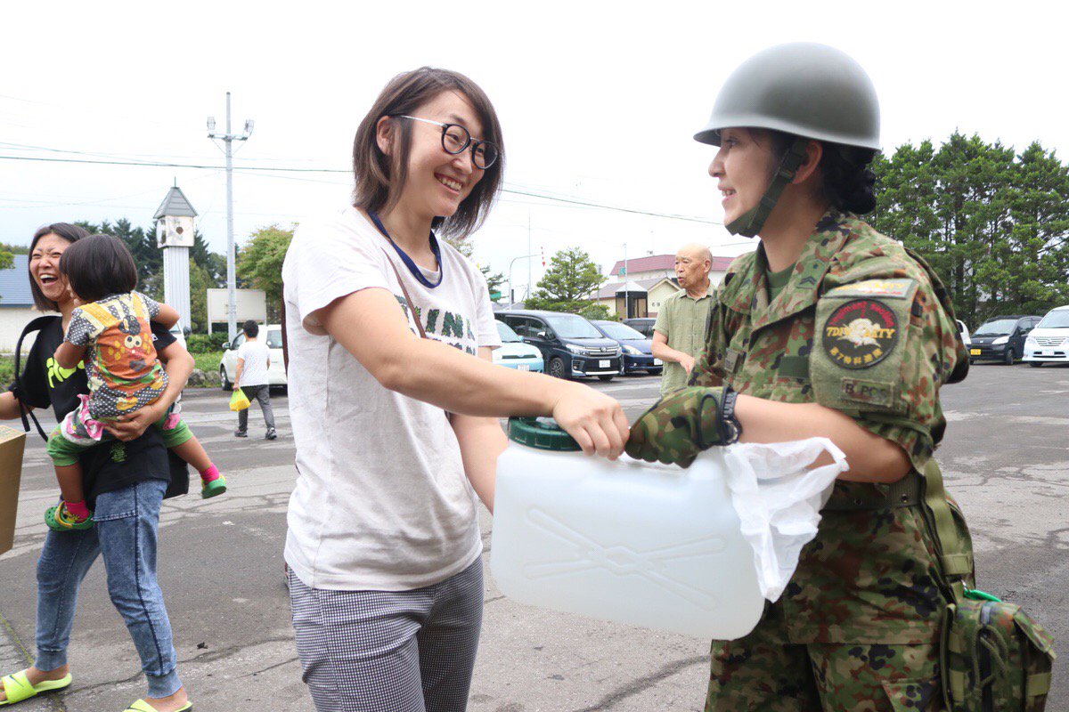 ファッショントレンド 100 Epic Best女性自衛官幹部