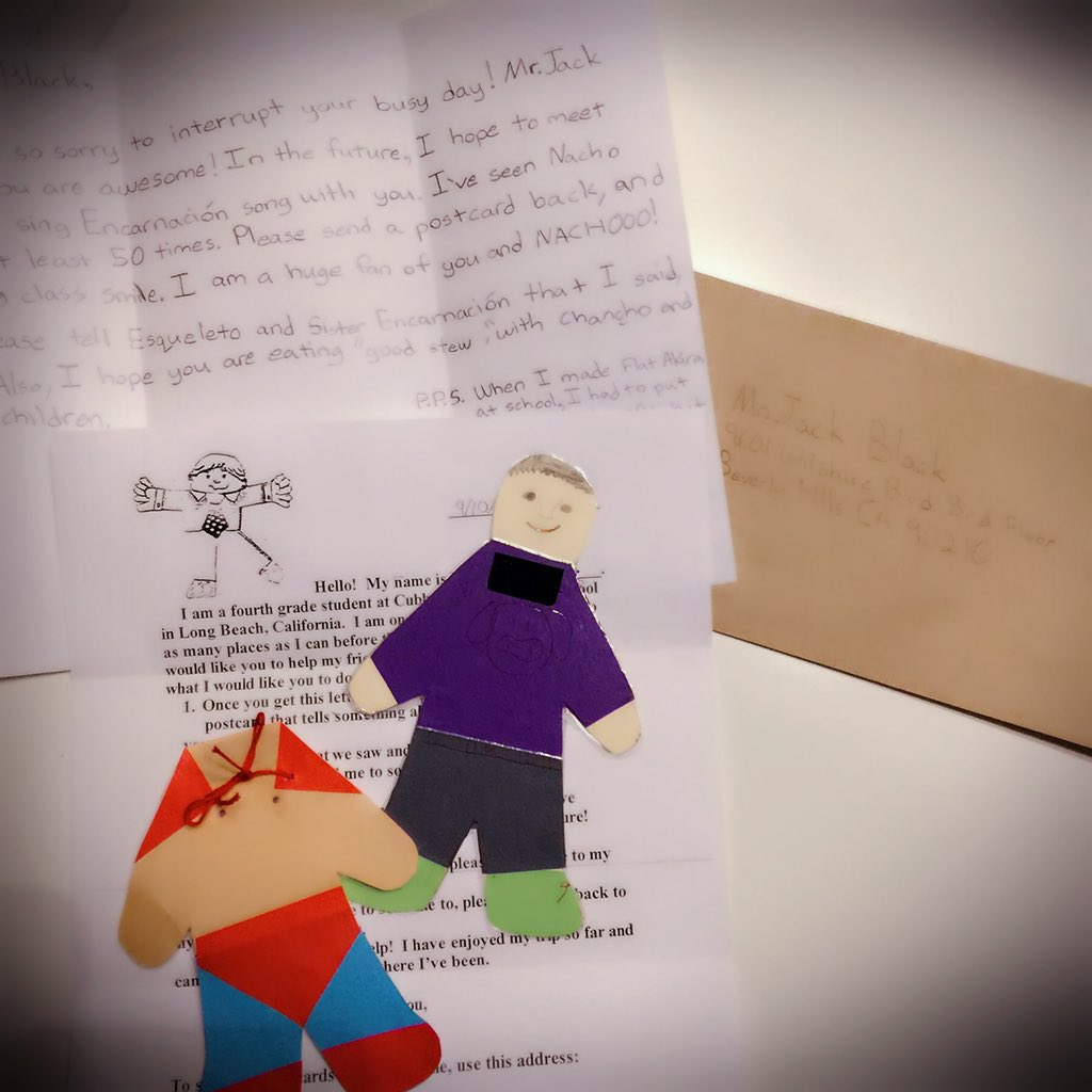 lluviasoleada5's tweet photo. #FlatStanly ←My youngest son’s 1st school project this year📐✏️. He chose to send his flat figure to @jackblack, (#NachoLibre) his favorite actor in the world😊. Let’s see what happens✨. https://t.co/z5kW27GpEn