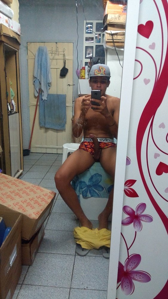 PepeTuChacal's tweet photo. Cholito rico 🍆💦 https://t.co/k5NJLMAiVl