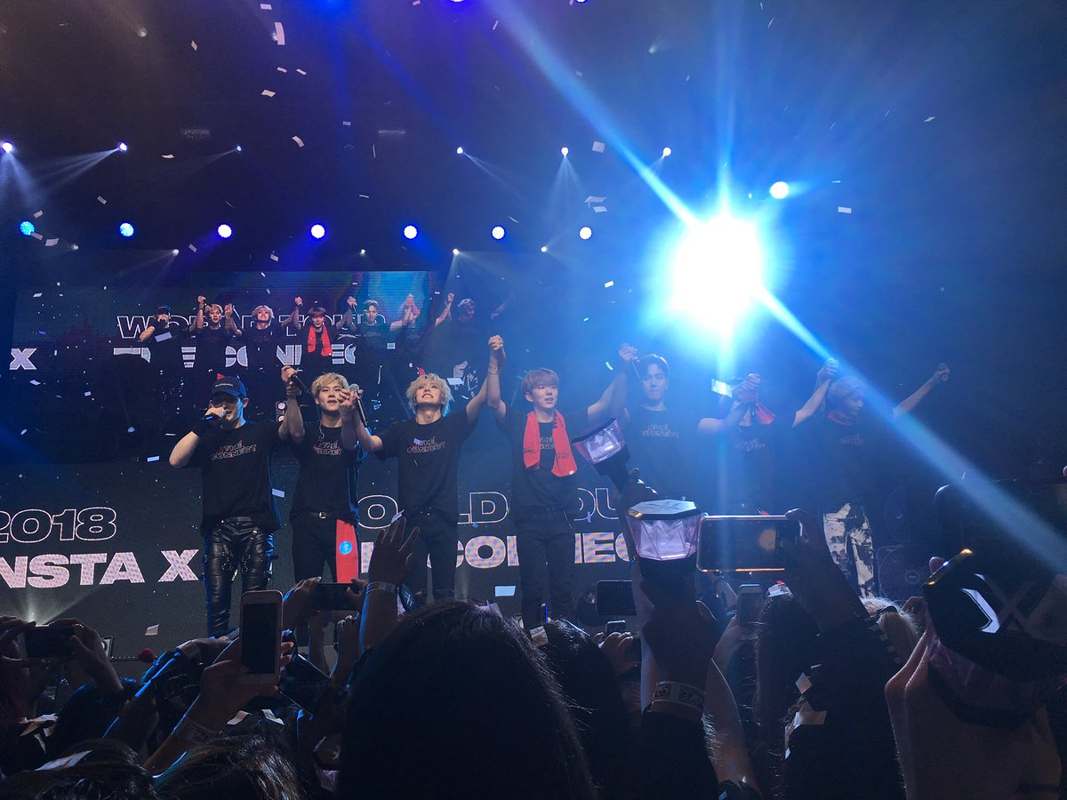 purpleval1's tweet photo. monsta x in sf 2017 -> 2018.
dreams really do come true, my happiness comes from these photos :(
#MonstaXinSF #MONSTA_X #MXINSF
@OfficialMonstaX https://t.co/W4CjiftvzT