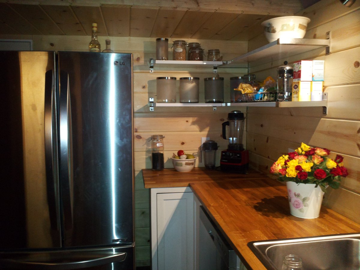 OrganicEarthlyD's tweet photo. Tiny House or Cottage for sale: https://t.co/OPpK48me2e https://t.co/3gcTdfSOQz