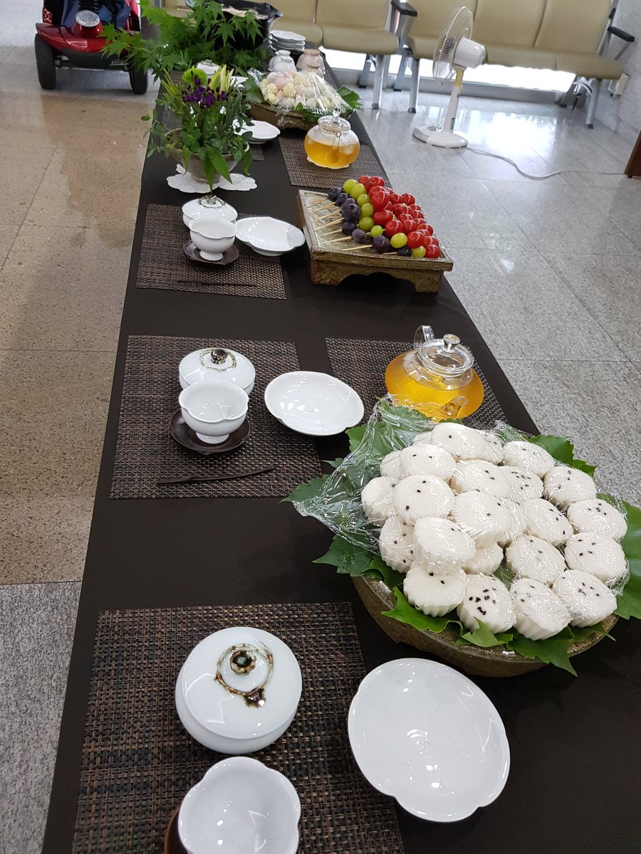 bluedia69's tweet photo. 2018.9.10(월) 15:00 국공립어린이집연합회에서는 0100 사랑나눔  제16회 어르신과 함께 하는  어린이예술제를 진행하고 있습니다. https://t.co/nrRqd6H11Z