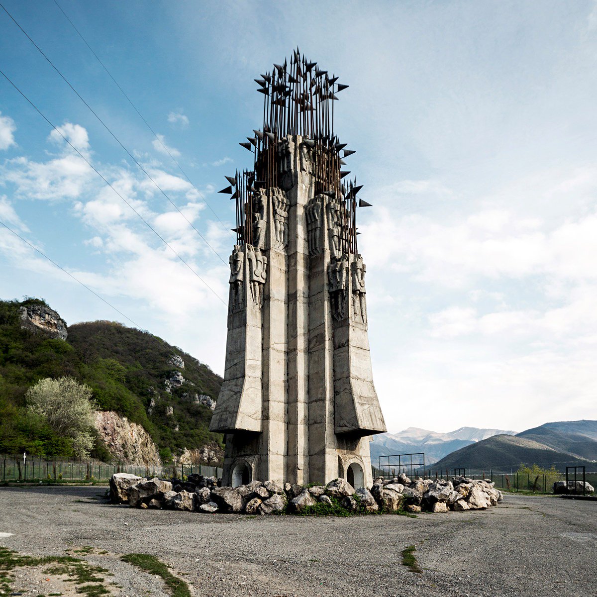 mixdevil66's tweet photo. #RobertoConte and #StefanoPerego have captured the #architecture and #monuments of post-war #Soviet #Georgia in their latest #photography collection https://t.co/cUAjXmN6H5 @dezeen #brutalism https://t.co/dHCGroMJyA