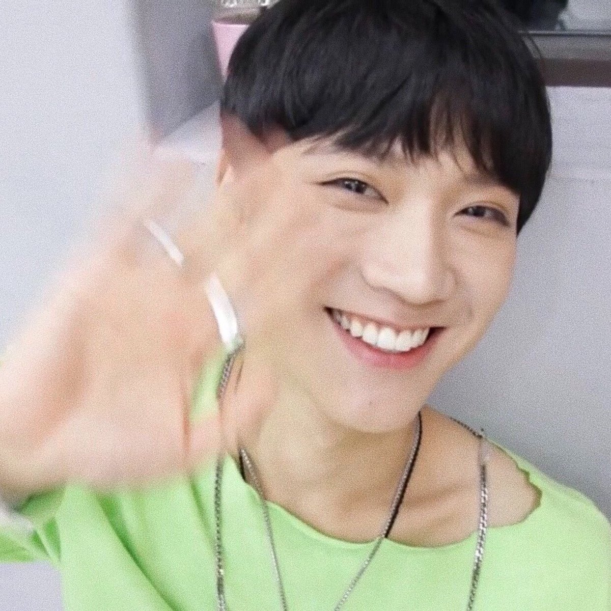 nct18cafe's tweet photo. ☕ C A F E • D A T E • W I T H • T E N 🍰 

#NCT #NCT_U #TEN https://t.co/zWDz1sfVhq