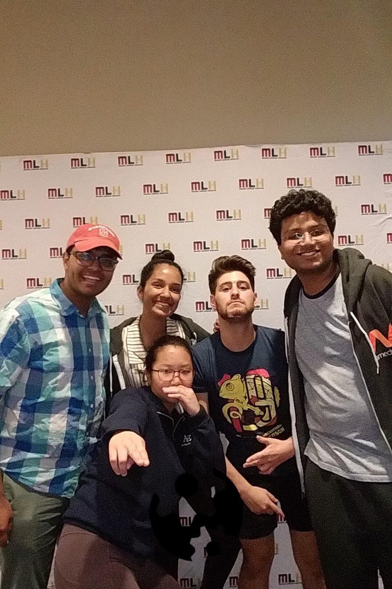 trulyronak's tweet photo. Got back from @MedHacks, easily the best hackathon I've been to! https://t.co/4tMdFDExad