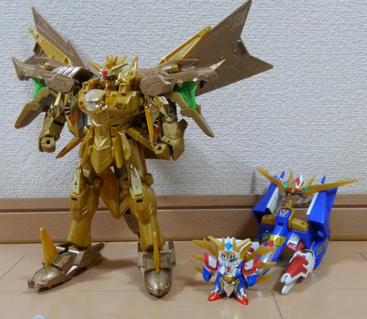 名作 元祖SD黄金神スペリオルカイザー&太陽騎士ゴッドガンダ厶