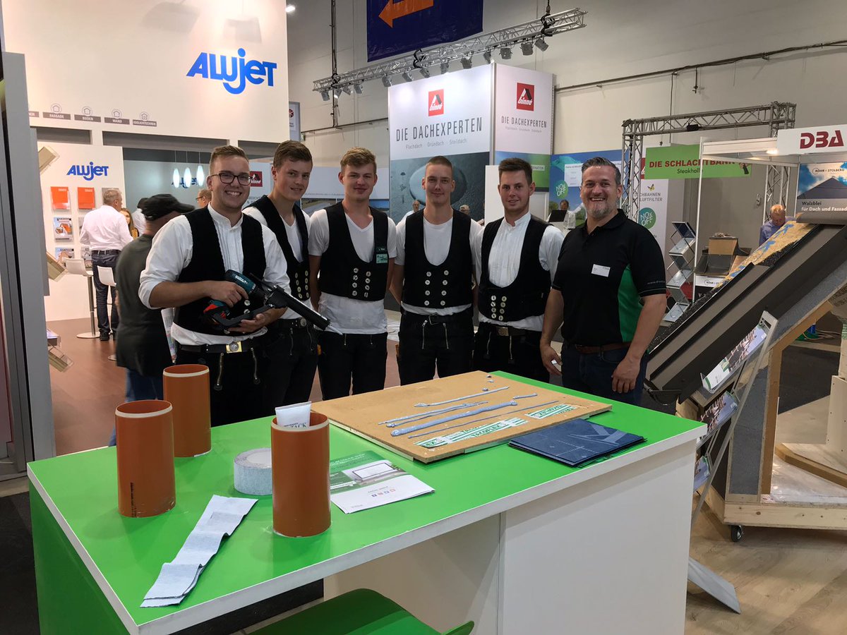 DTACKGmbH's tweet photo. Die NordBau 2018 liegt hinter uns! Wir bedanken uns bei den zahlreichen Besuchern, die unsere Produkte getestet haben und die vielen Gespräche. Ihr seid die Besten 👍💪 Wir freuen uns bereits jetzt auf die NordBau 2019! https://t.co/tMAEbHHrj6