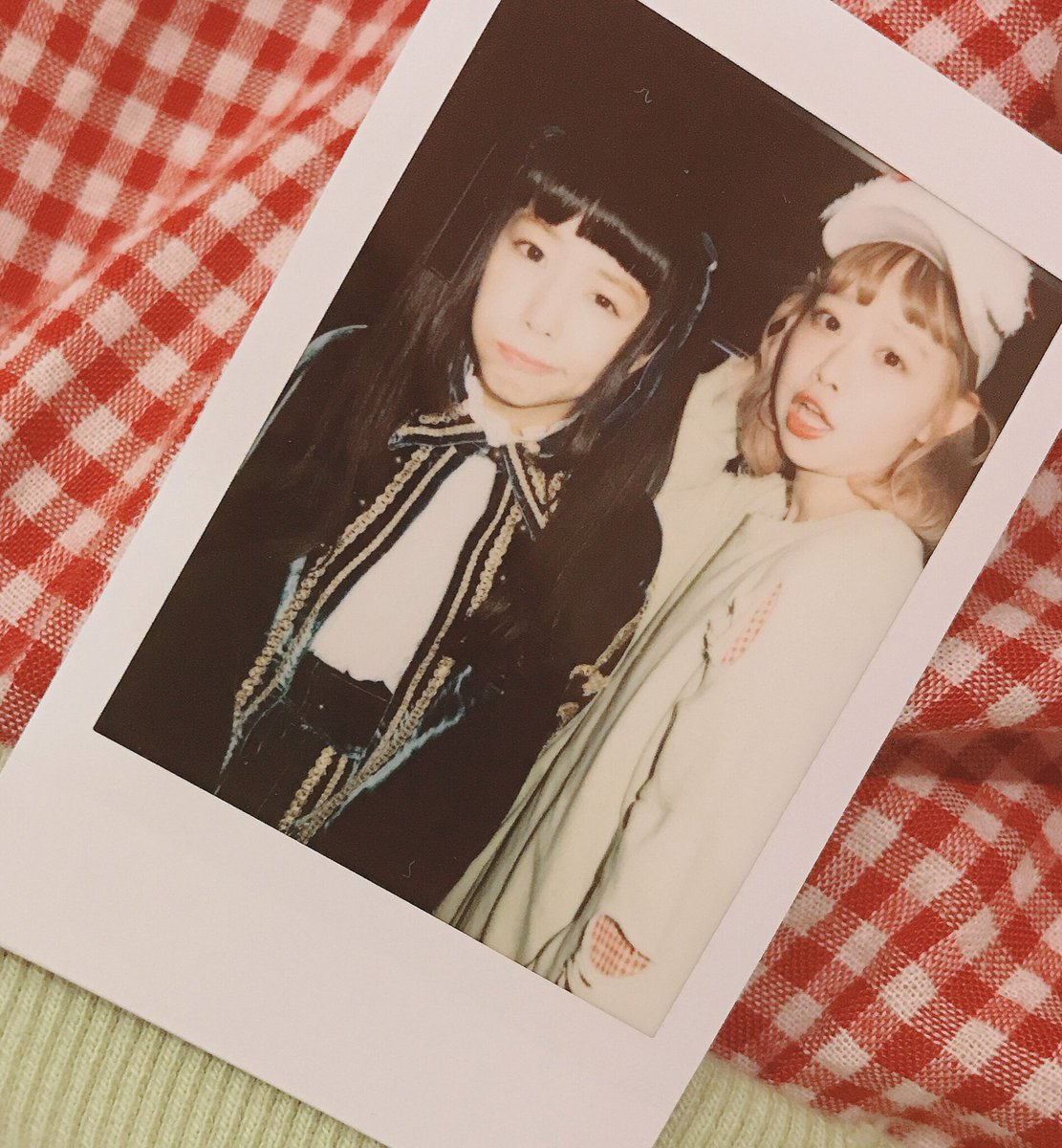 omochijanaidesu's tweet photo. #anotherっ子ヒストリー
2018春 🌸🌸
.
.
ちょこちょこ投稿していきますよ💐
思い出たち🐶🐶
.
.
(4枚目はトレーナーの下に
ジャムワンピ仕込んでたとき)
.
👇わたぐもワンピース
 https://t.co/qFOwjVLCbx
#在庫ふっかつ中
.
.
#anotherっ子 https://t.co/rAEqsvIvx6