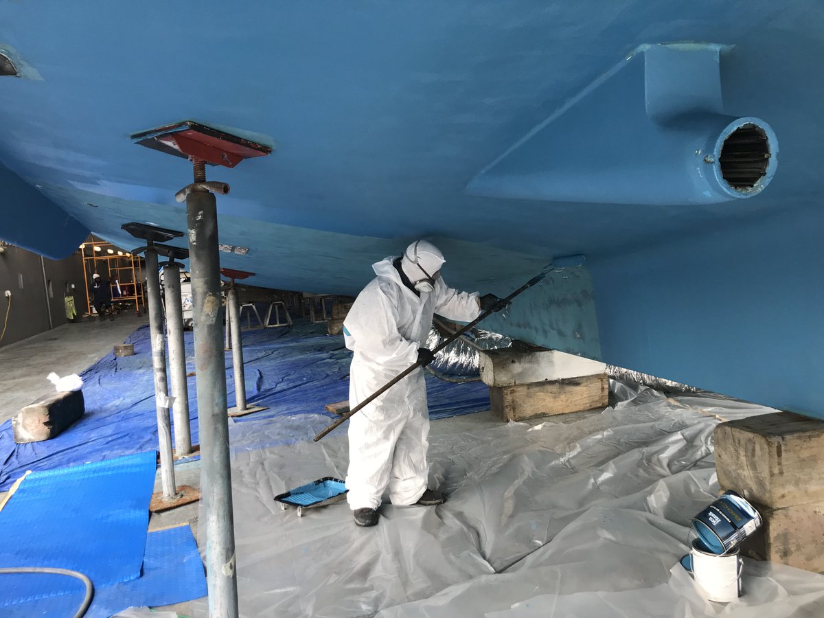 SeaHawkEurope's tweet photo. Projects: 2013 #Italian built Benetti Yachts 37m #superyacht "Nomadess" getting 2nd coat of Biocop TF Light Blue anti-foul paint system by @seahawkpaints at @rycshipyard #Florida #USA 

#BiocopTF #superyacht #antifoul #boat #megayacht @BenettiYachts @Ocean_Footprint #paint #boat https://t.co/k4mUNnMhaE