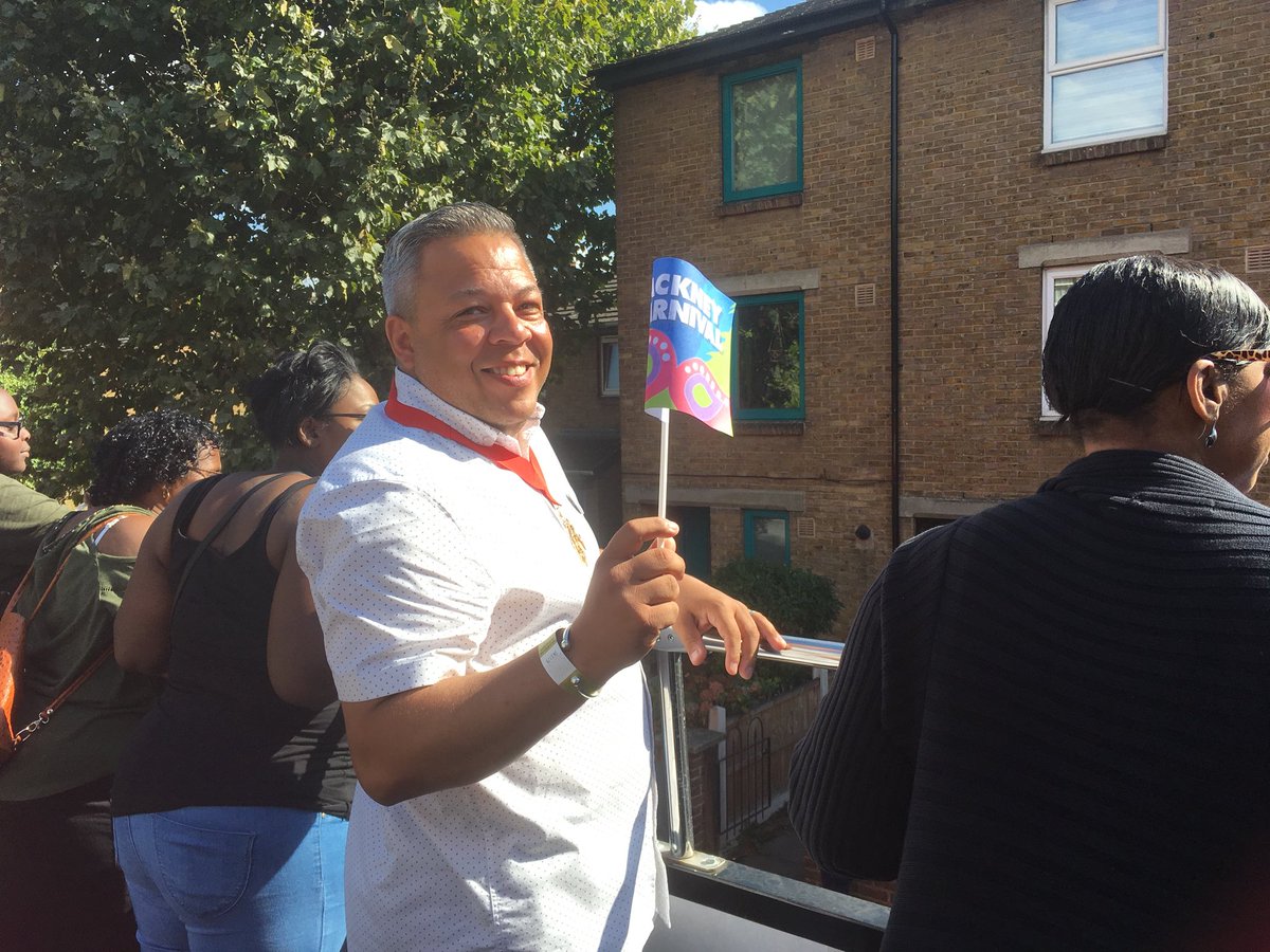 hackneyspeaker's tweet photo. A vibrant treat of rhythm, sequins and community. It seemed like all of #Hackney was out enjoying the celebrations. Performers and the carnival bus seen here getting ready to join the procession #Hackneycarnival2018 https://t.co/kYvZ3Po8db