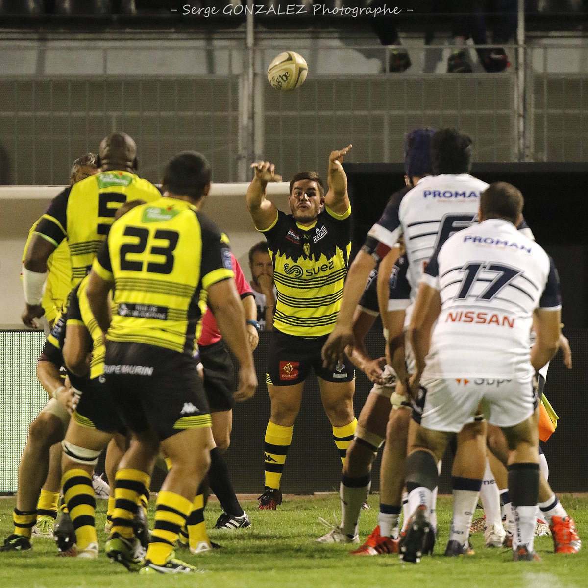 us_carcassonne's tweet photo. 📸 | #USCUSCo
Retour en images sur la #J4 de #PROD2 et la victoire contre @ColomiersRugby à Domec !
La galerie complète ☛ https://t.co/XENi0DG6Wh
#TeamUSC https://t.co/eKG8Wgqw0E