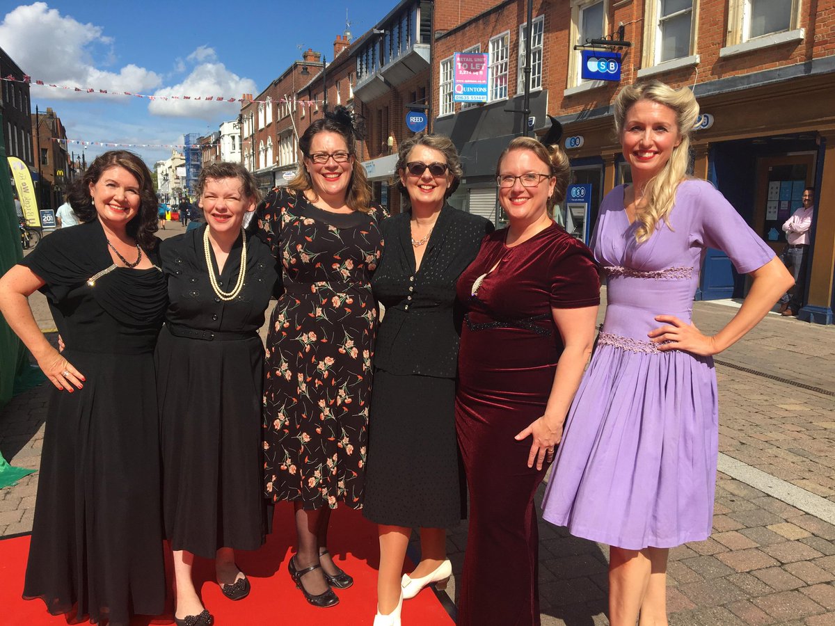 Your fashion show team
#TLOH #vintage #vintagedresses #Newbury #fashionshow #onthecatwalk