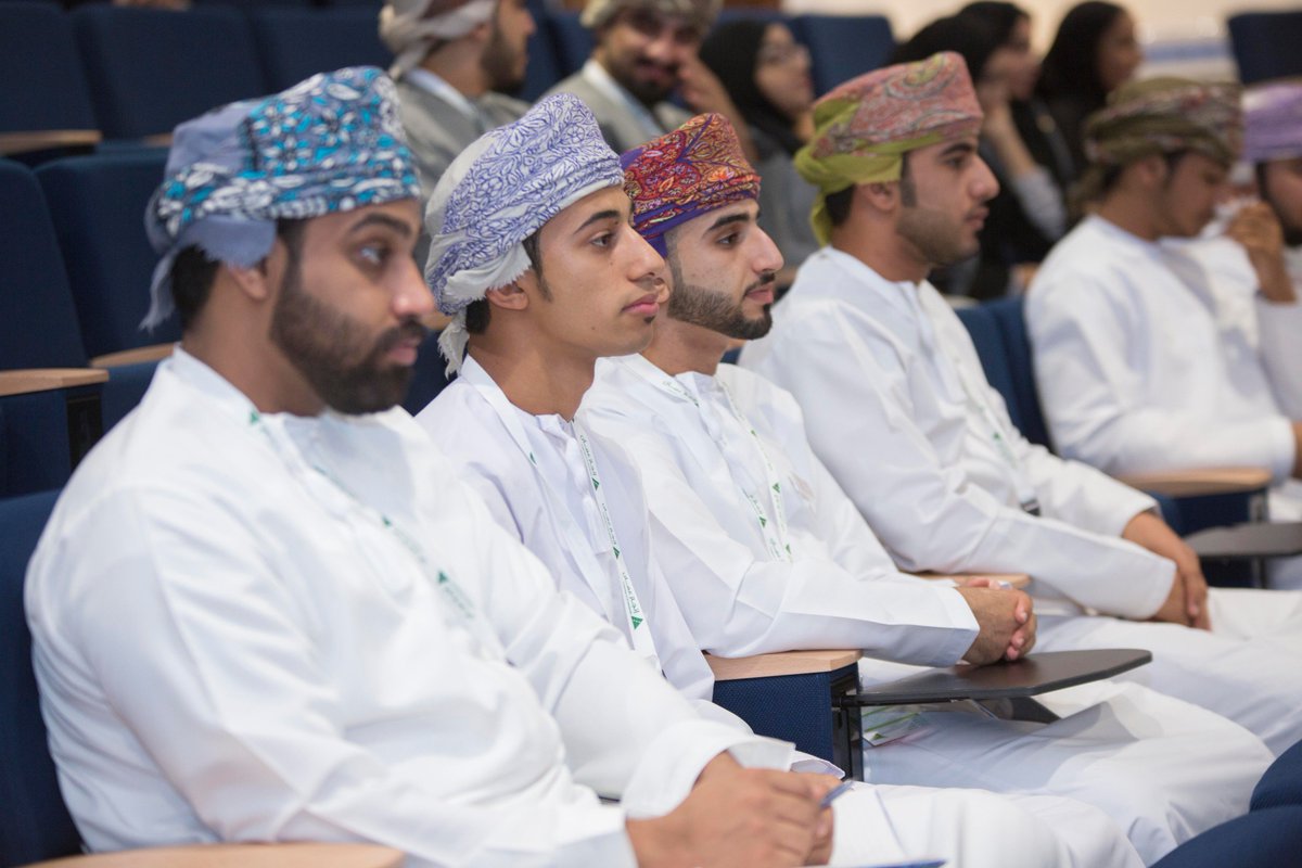 آثبتو جدارتهم واستحقاقهم للوصول إلى مراحل التحكيم النهائية .. 💪

اختتم طلابنا مرحلة العروض المرئية، وسنلتقي بهم غدا في المرحلة النهائية والحاسمة، مرحلة المقابلات الشخصية.. 
 #إنجاز_عمان 
#برنامج_الشركة