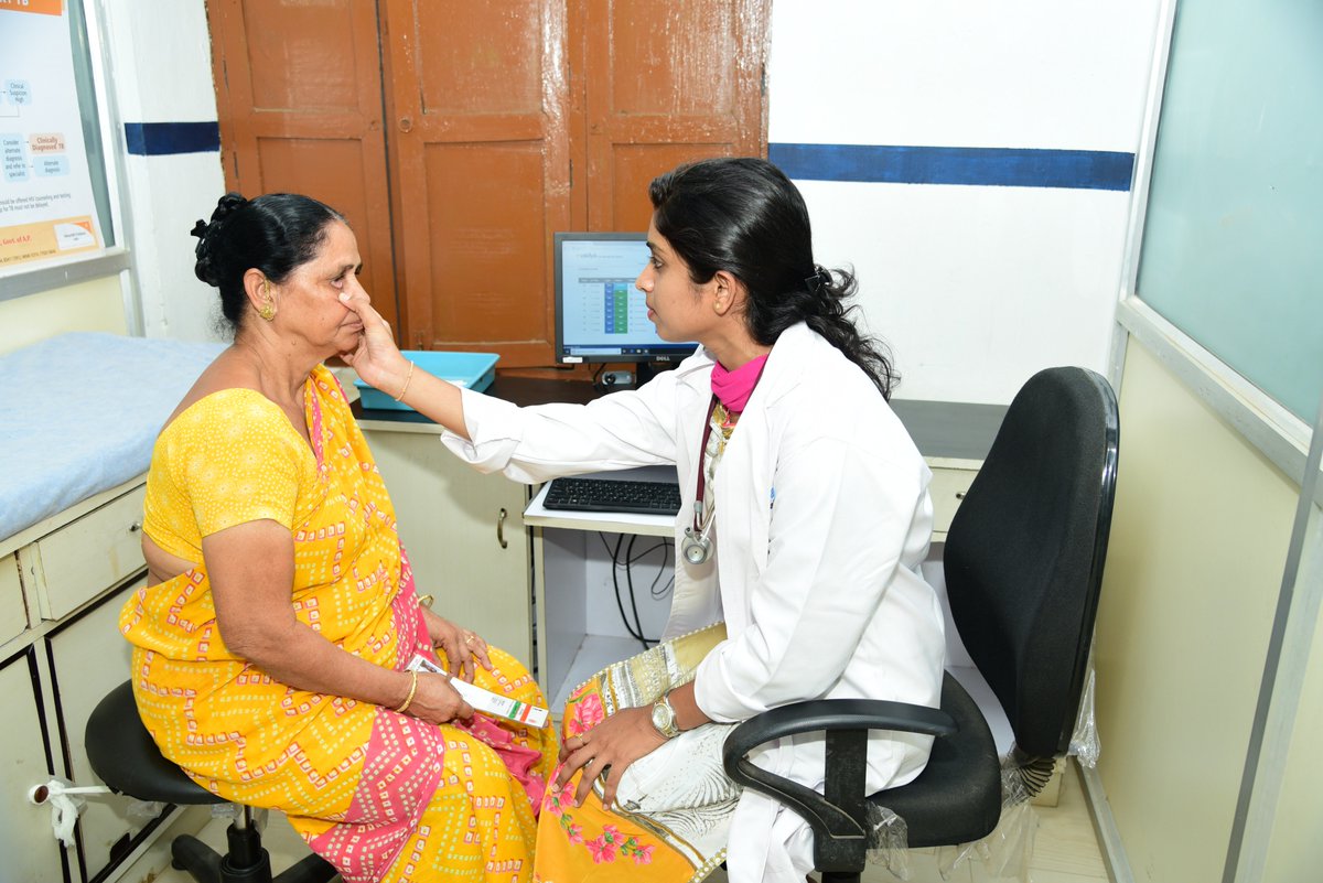 ArogyaAndhra's tweet photo. The #health initiative Mukhyamantri Arogya Kendram (#eUPHC), launched by #Government of #AndhraPradesh plays a critical role in enabling transformative efforts to shift #healthcare beyond hospitals into the community & bring person-focused care closer to home.
@AndhraPradeshCM https://t.co/gEA9o04NIR