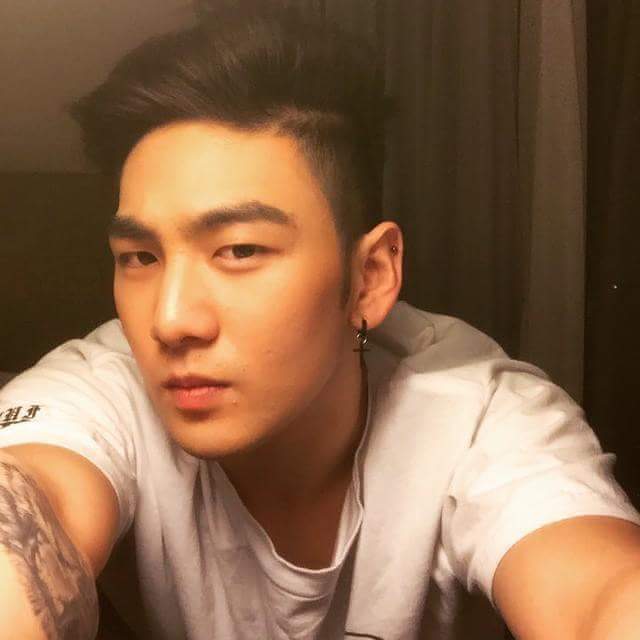 SheisAengel's tweet photo. Aigoo ... 😍 define MASCULINITY??? 😍

#KangDongHo
#Baekho
#Nuest
#OPPA ❤
#PRODUCE101
#BadBoyDrive https://t.co/tHwLZR9wOZ
