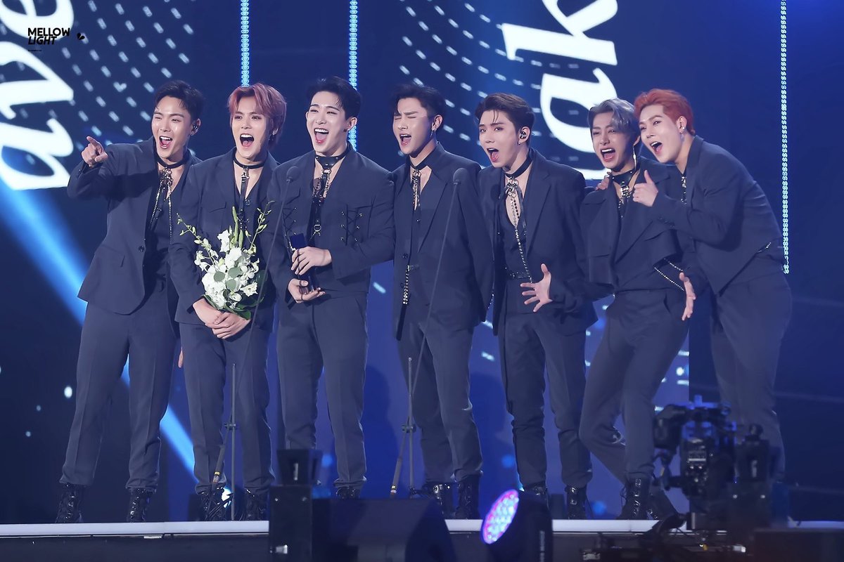 shownubrasil's tweet photo. • ◤ 30.08.18 - 📷 #SoribadaBestKMusicAwards ◢

#HQ: SORIBADA BEST K MUSIC AWARDS 2018 “SPEECH”

Not my pic ◆ © MELLOW LIGHT

#SHOWNU #셔누 #ショヌ
#MONSTA_X #몬스타엑스
#MONSTAX #モンスタエックス
#SoribadaAwards2018
#Soribada #Soribada2018
#SOBA #SOBA2018 https://t.co/xgTRJVHld7