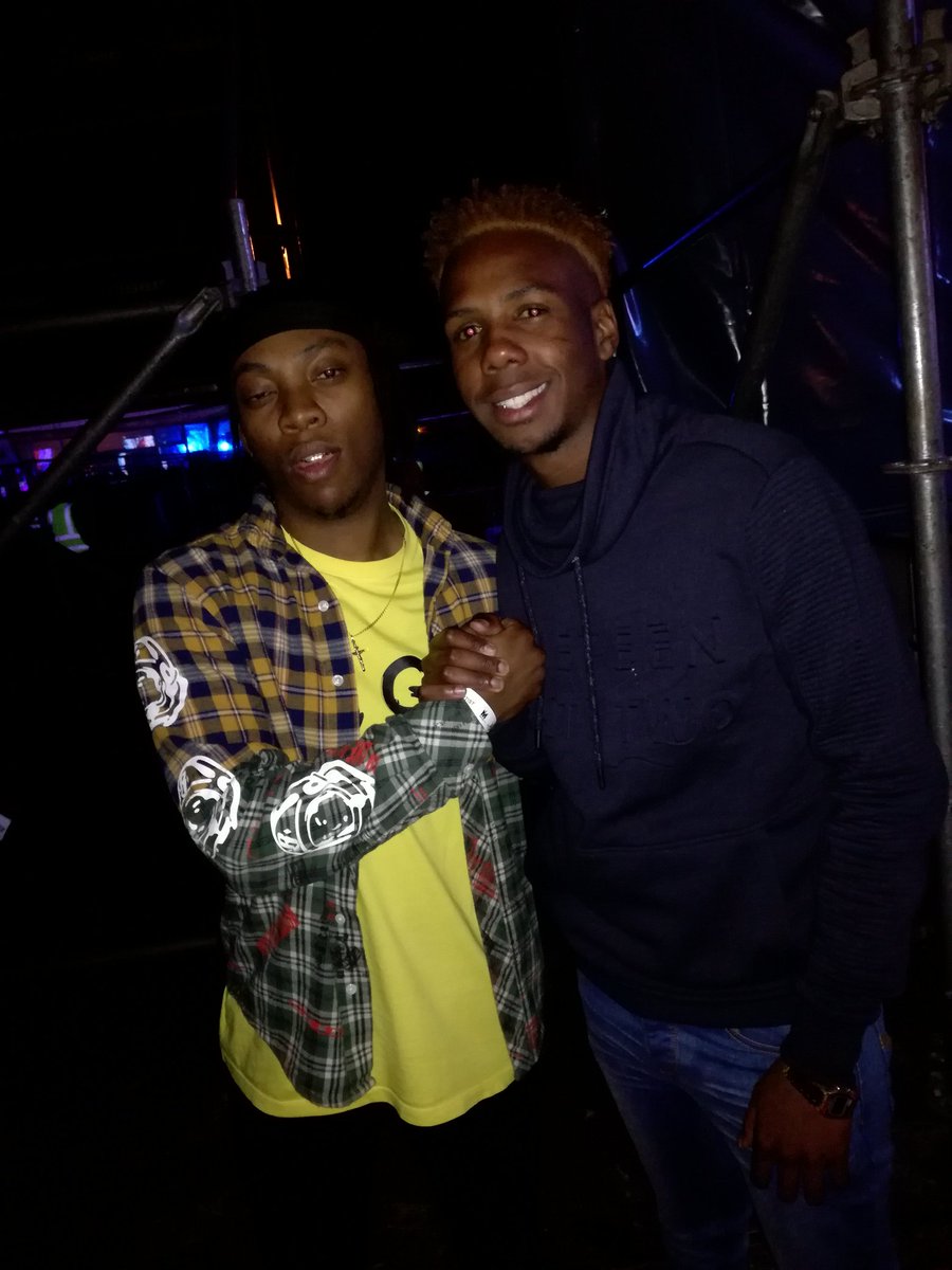 TR_Reginald97's tweet image. 🔥 🔥 with the bro  @FrankCasino_ let's take it  to the top 🙏🔥💪
#SpringJumpOffCookOut 
#SpringJumpOff