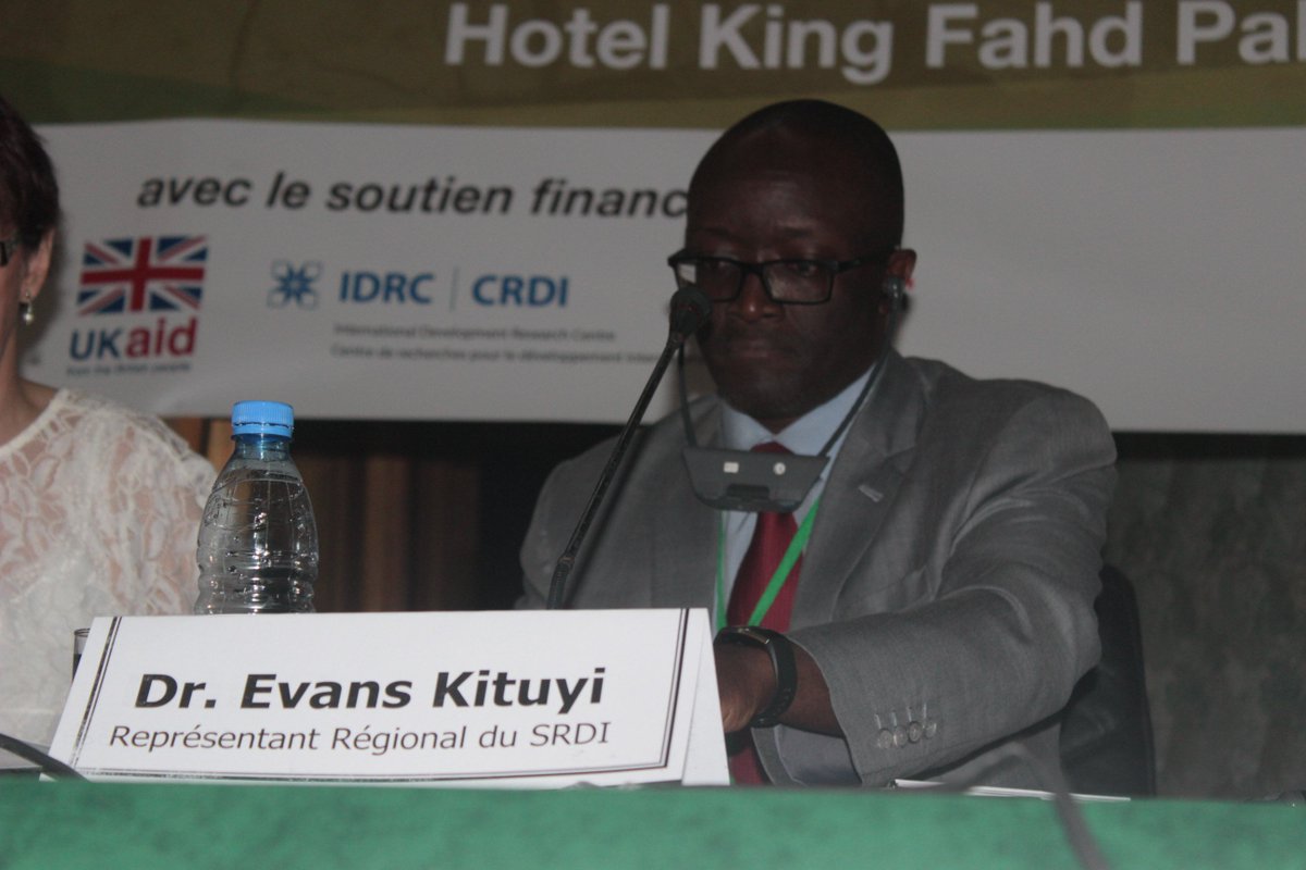 IED Afrique (@iedafrique) on Twitter photo « If we do not have an effective strategy of #communication researches about #climatechange we want to deliver to the territories will not impact the targets » <a href="/ekituyi/">Evans Kituyi</a> <a href="/IDRC_CRDI/">IDRC | CRDI</a> <a href="/UKaid/">UK aid</a> <a href="/AmbCanSenegal/">Canada au Sénégal</a> <a href="/CollabAdapt/">CARIAA - IRCAAA</a> <a href="/PRISEclimate/">PRISEclimate</a> « If we do not have an effective strategy of #communication researches about #climatechange we want to deliver to the territories will not impact the targets » <a href="/ekituyi/">Evans Kituyi</a> <a href="/IDRC_CRDI/">IDRC | CRDI</a> <a href="/UKaid/">UK aid</a> <a href="/AmbCanSenegal/">Canada au Sénégal</a> <a href="/CollabAdapt/">CARIAA - IRCAAA</a> <a href="/PRISEclimate/">PRISEclimate</a>