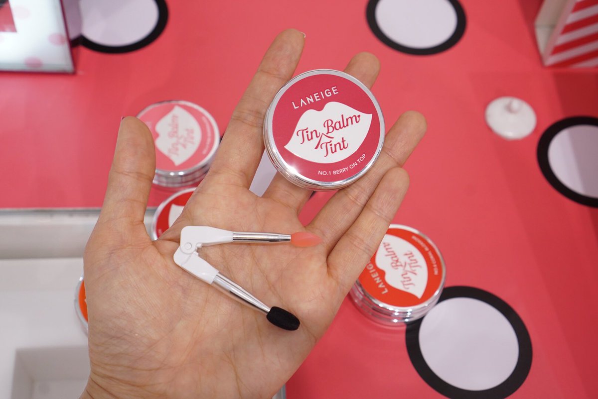 plykrasib's tweet photo. ขายแล้วจ้า! Laneige Tin Tint Balm 8 สี โคตรน่ารัก บำรุงปากด้วย สีสวยด้วย ไม่เอาได้ไงล่ะ 👄 #laneigethailand #MLBP #lipstick #lipsbalm #MyYouth https://t.co/IMyGpmq9bH