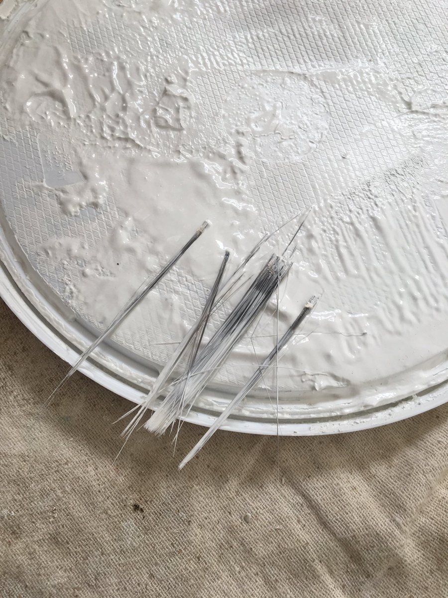PaintingMb's tweet photo. @Hamilton_Decor 5 months ago I asked the question, “was I doing anything wrong with your perfection Range” as I was loosing bristles. I have had various replies but first, no answer to the question and no promised replacements. Please see photo of today’s 3” brush. https://t.co/4el7zn95LS