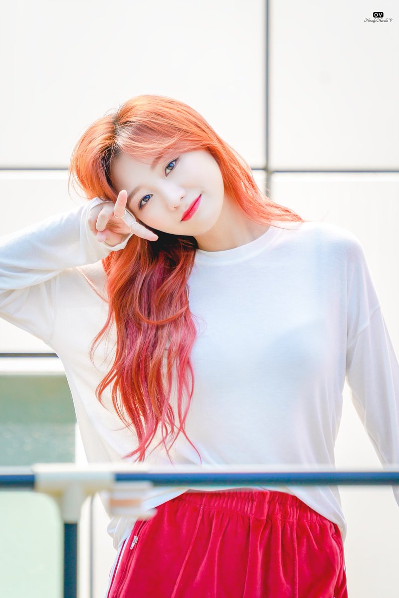 lvlzOV1119's tweet photo. 180908 DMCF 리허설

편하게 입어도 태가 나고 티가 나잖아💦💕

@Official_LVLZ 
#러블리즈 #LOVELYZ
#류수정 #수정 
#SUJEONG #スジョン https://t.co/pfv5Kul27V