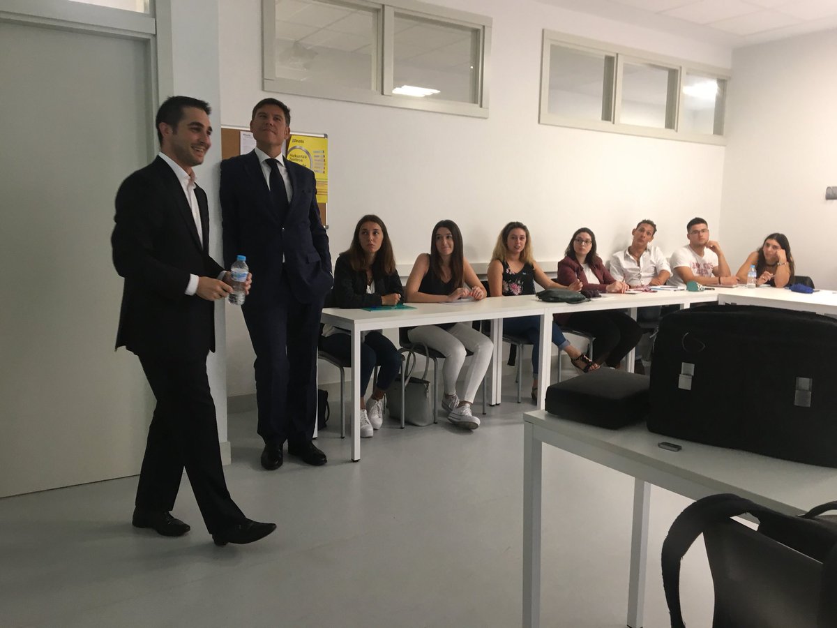 Dando comienzo al nuevo proyecto de colaboración para la formación de nuestros practicantes con Deusto. De la mano de <a href="/EnriqueLezcanoG/">Enrique Lezcano</a>, profundizando en el área de F&amp;B. Todo un placer escucharle. #meliaspain #F&amp;B #talentattraction #melia