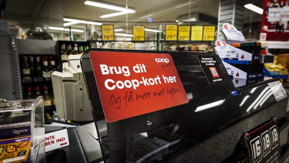 tv2newsdk's tweet image. Coop-chef til butikker: Drop medarbejdere i skolealderen nyheder.tv2.dk/samfund/2018-0…