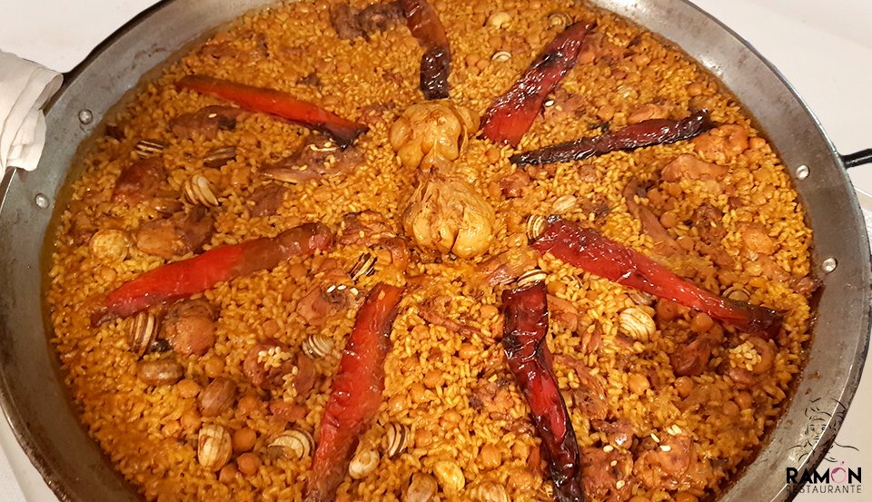 Ramon_R_Rte's tweet photo. ¿Sabes que en Ramón restaurante disponemos a diario de arroz? Escoge entre arroz banda o arroz con magro y verduras ¡Y sin necesidad de encargarlo! 😃
|https://t.co/NIgiQ17tWL|

#Comer #Arroz #Arroces #Gastronomia #Alicante #Restaurantes #MonfortedelCid https://t.co/lp4gkUixsb