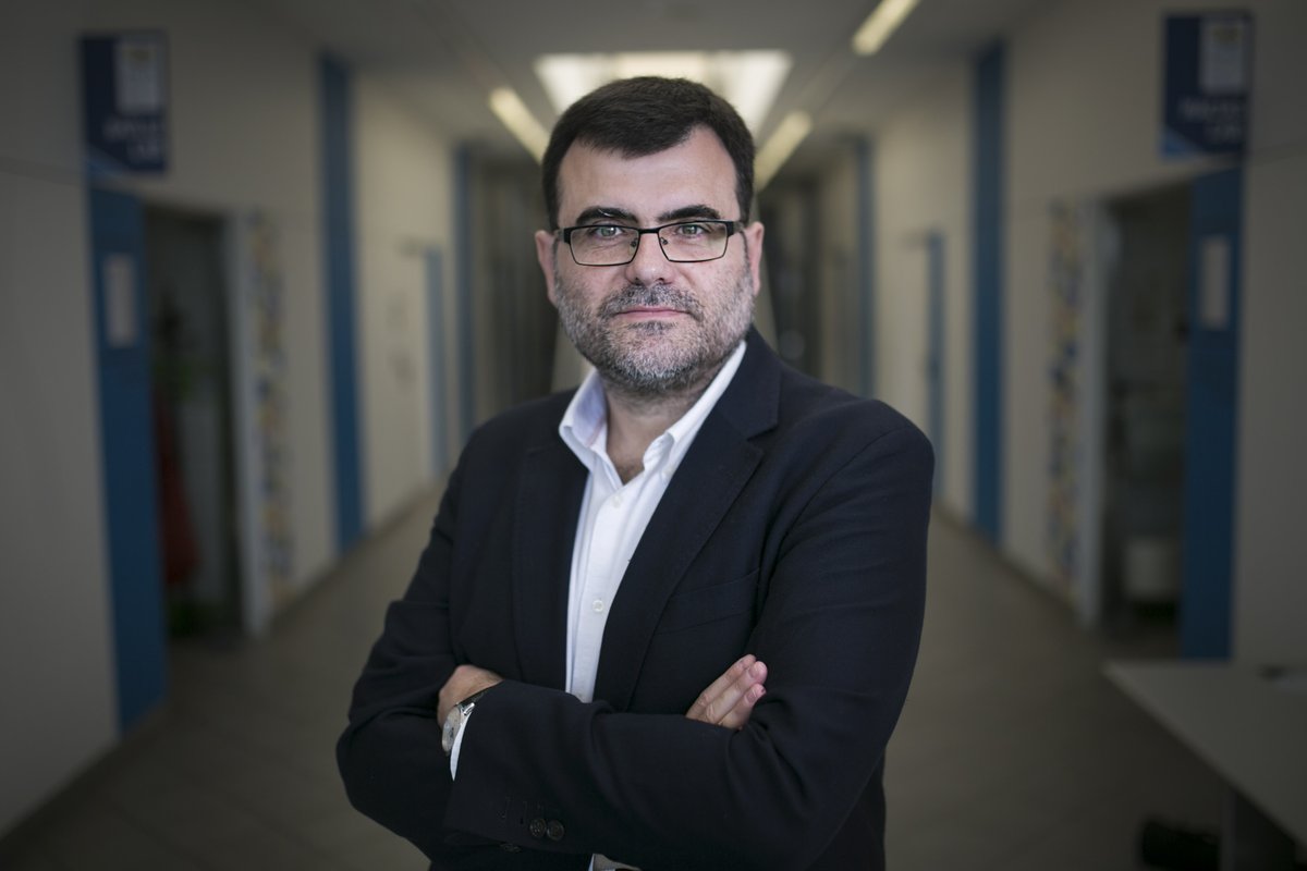 PCB_UB's tweet photo. #PCBCommunity | Eduard Batlle (@BatlleLab) and Angel R. Nebreda, #ICREA researchers at @IRBBarcelona in @PCB_UB, have been awarded an #ERCPoC grant to developing tools with therapeutic applications in oncology.
👉https://t.co/dsaRB9GuXa  Congrats!🏅👏
 #EUfunded @ERC_Research https://t.co/Au1dOv48fo