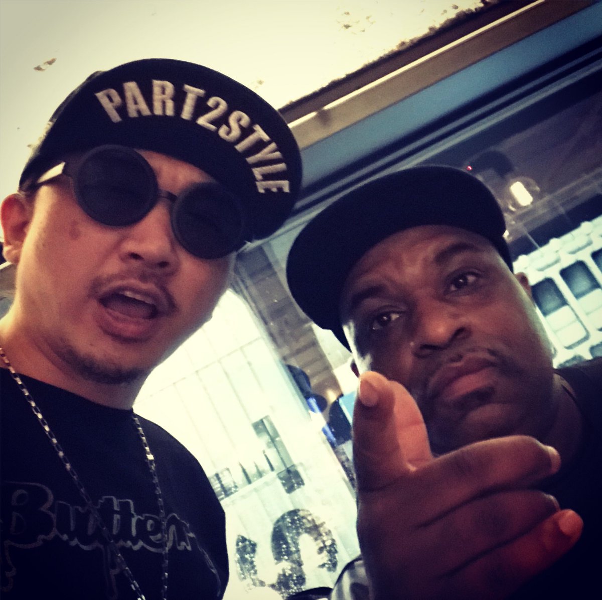 nisi_p's tweet photo. SEROCEEと私
#blockfm #p2s_radio #part2style #serocee #rumnbass #redbullcultureclash2016winner https://t.co/IA6QXgfbJL