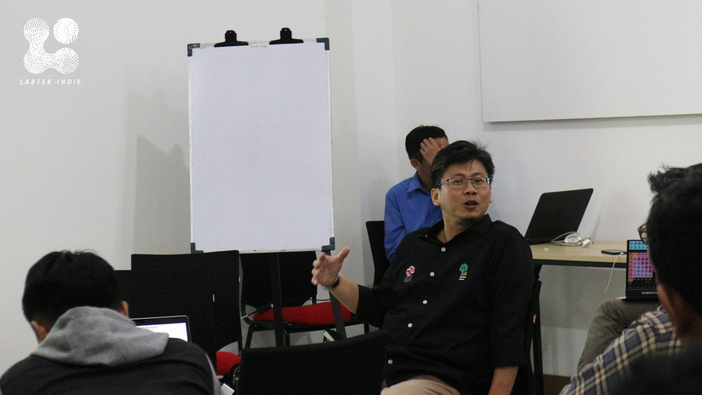 labtekindie's tweet photo. Photo (07/09):
Using fishbowl conversation, the participants talked about "How should I Design My Startup's Exit?" in #Labtalks 02 hosted by #LabtekIndie x IDX Incubator
You can watch the recorded live streaming in our facebook page!
https://t.co/SOQj3xDxjX https://t.co/QRFQ7ticFo