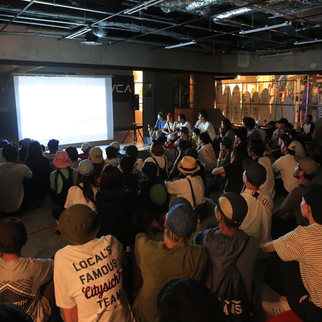 ElementJapan's tweet image. #FarEastFlow 大阪試写会が大盛況で終了😂🙌🏻 今週末9/15は富山で開催🍻