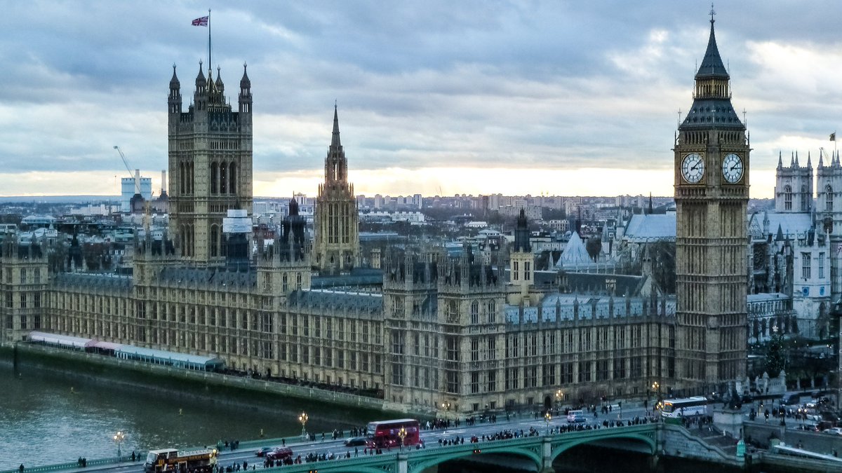 UoL_CSS's tweet image. Starting a new academic year and wondering how to make a policy impact in Parliament? @SarahFoxen of @POST_UK shares some useful tips and advice in this new #esrcblog

blog.esrc.ac.uk/2018/09/10/new… @ul_ssps