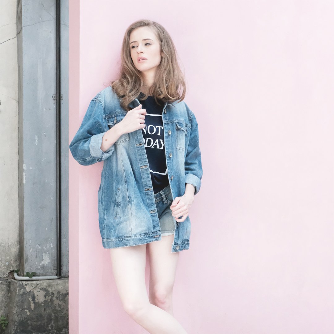 short oversized denim jacket