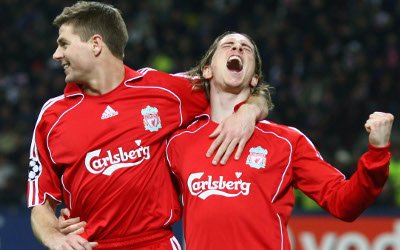 Footballtweet's tweet photo. The Original Top Four:

Manchester Utd - AIG
Chelsea - Samsung mobile
Liverpool - Carlsberg
Arsenal - O2

Those were the days. 💪 https://t.co/0NR6vWwx7W