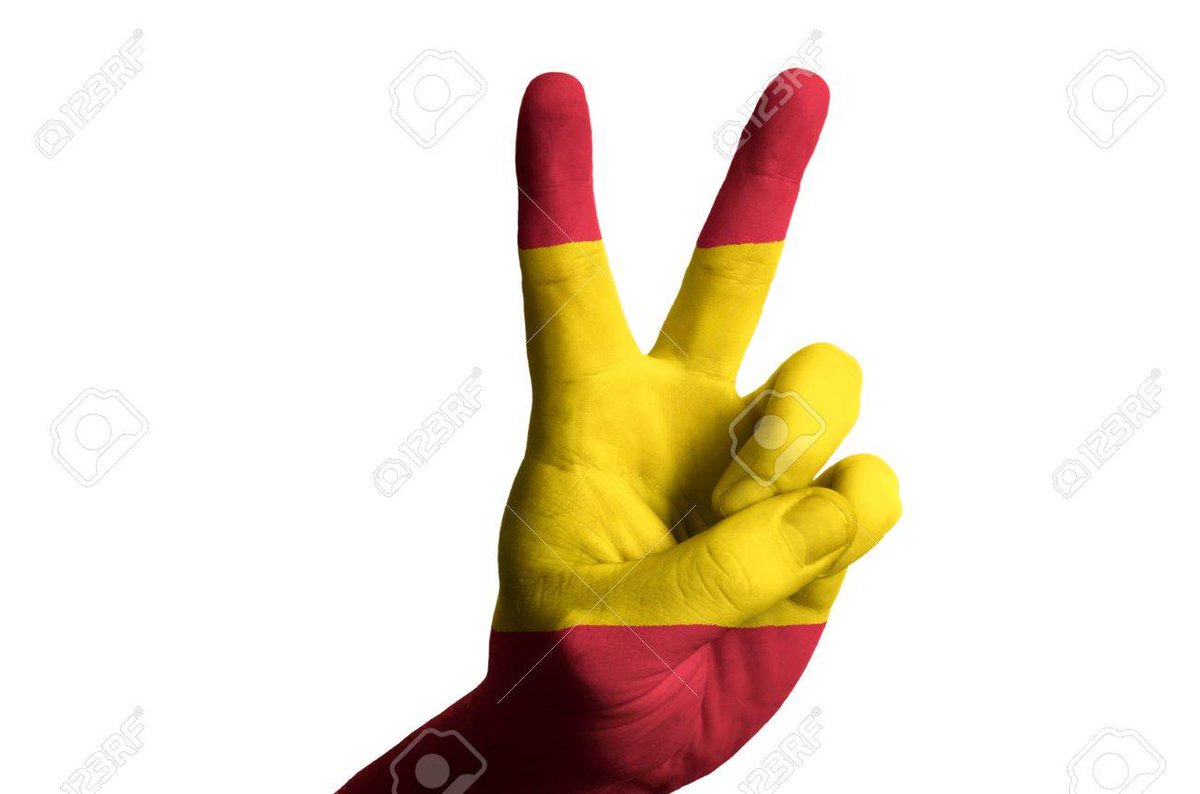 ClarMonzon's tweet photo. @patria_espana @VerdaderaIzqda #GraciasManuela Inutil, sectaria e inepta. El balance de Carmena es un Madrid sucio, parado,narcopisos, apoyo a terroristas y separatistas y enchufar a sus amiguetes con nuestros impuestos. Ni ganó, ni ganará las elecciones. El comunismo ha muerto pero quedan sus parásitos. https://t.co/gPQXhuRnfr