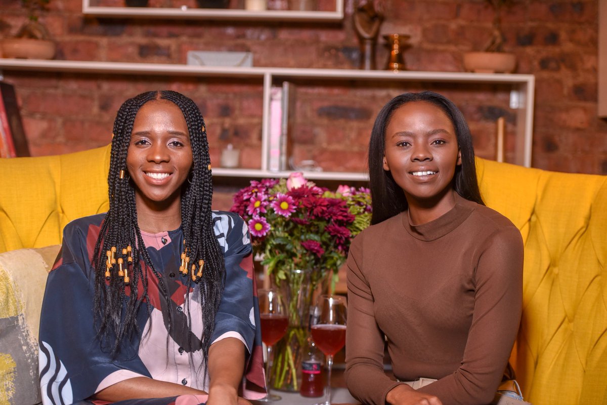StarKhulu's tweet photo. I sat with @KgaliKedijang to talk about her passion for the African creative and why she based her whole business on helping the industry.
Here’s part one of our Conversation with the Gal in The Middle of @thecreative_bar, enjoy.
Happy Monday💛
https://t.co/BvanHebDSg
#TGITM https://t.co/bQQxSOiQJ1