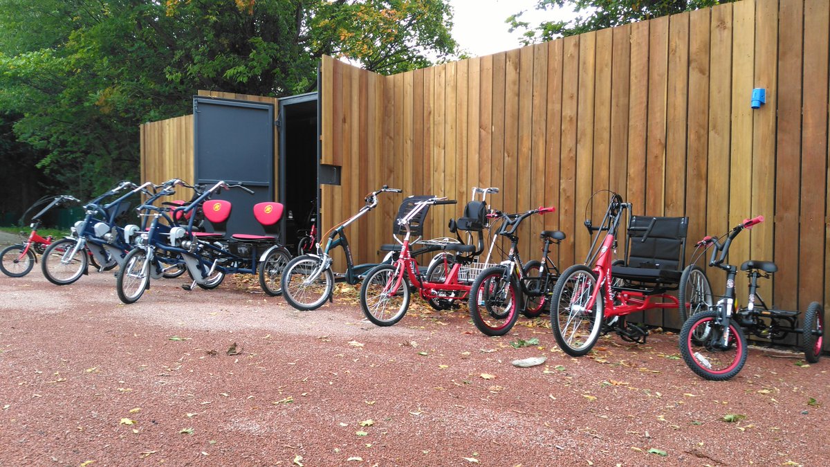 Edinburgh_ABC's tweet image. In for a test of the bikes and lovely cladded storage and a recce of the #allability #cycling routes in and around @SaughtonFriends #saughtonpark #Edinburgh today @Edinburgh_CC @CyclingUKScot @rsmacdonaldct @transcotland @SustransScot @WeAreCyclingUK @backonmybike