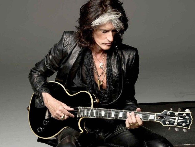 September 10th
Happy Birthday to Aerosmith\s Joe Perry (1950)     