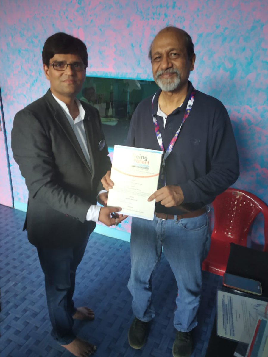 being_ef's tweet photo. Thank you so much for your precious time mr.Siddaetha Basu sir at KBC Show today.

We are very hopeful for cause of "Burns Free India" to be explored through KBC this season.

Let the KBC to create awareness about fire &amp; burns in this Diwali.

@babubasu 
@SrBachchan https://t.co/W9h8ejgBY3