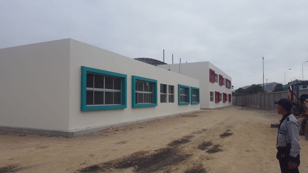 JorgeWated's tweet photo. Iniciamos el recorrido de obra por la Unidad Educativa del Milenio “El Fortín”, en la provincia del Guayas, junto al equipo técnico de @SECOB_Ec y autoridades locales.  @Lenin @Presidencia_Ec https://t.co/Pw98ojy3kg