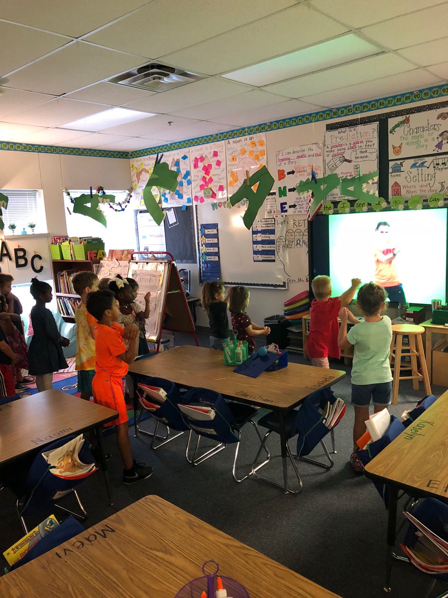 Exercising to trace those letters! #brainbreak #bearshine