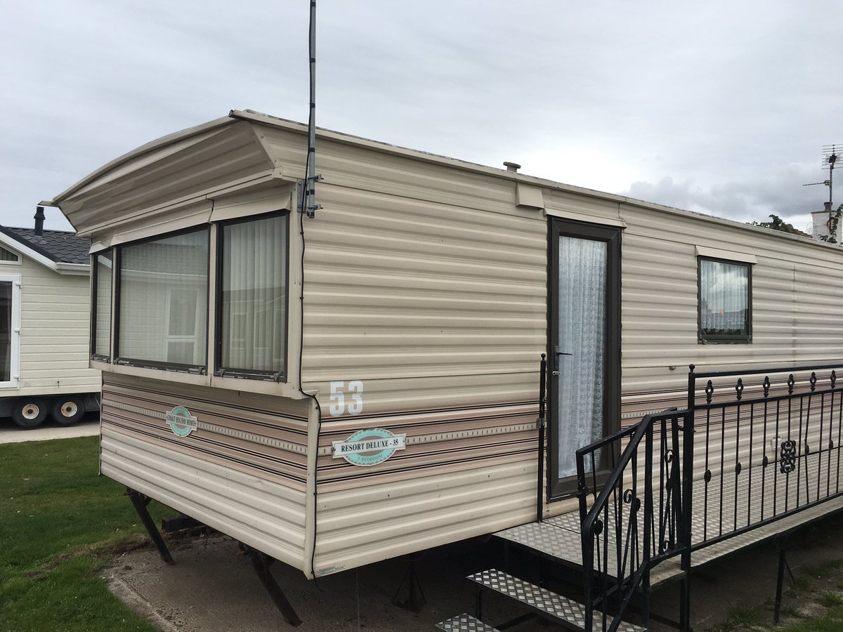 MEcaravanrepair's tweet photo. Today's panel replacement at @edwards_leisure on a @CosaltHolidayHome #Caravnrepairs #staticcaravan #Staticcaravanrepairs #Panelreplacement #Panelreplacementspecialist #Northwalescaravanrepairs #CaravanPanelreplacementspecialist 
https://t.co/aZ2U44UGHn https://t.co/HfBavqRJad