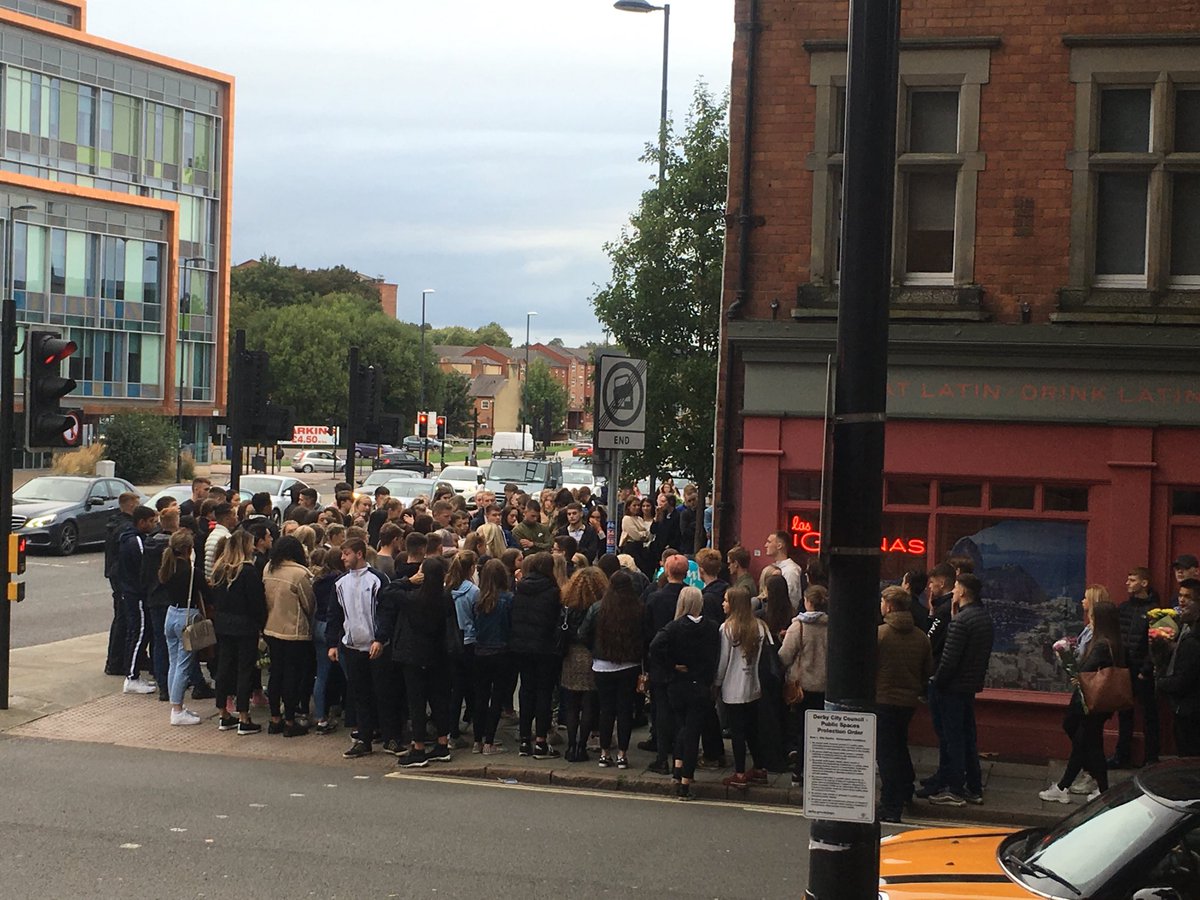 Around a hundred of Betty Wood’s friends gather in #Derby to pay tribute to the 18-year-old who died from her injuries following a car crash. More <a href="/BBC/">BBC</a> EMT