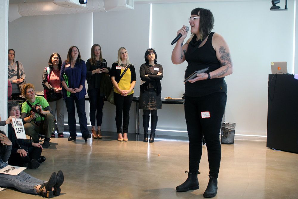 PDXWiIT's tweet photo. JUST LAUNCHED TODAY: You know that conference/workshop/training you really want to attend but definitely can't afford? We know the feeling and we want to help, so we've launched the #InvestInYou Scholarship Program! More details here: DEADLINE 10/31 https://t.co/siuLEhPcUw https://t.co/4xiiVE37Au