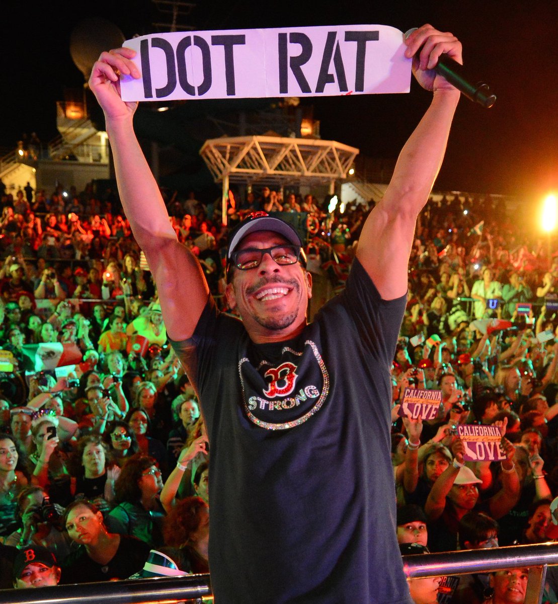 NKOTB's tweet image. And proud of it! 🙌🏻 #DotRat
📸: @babsphoto